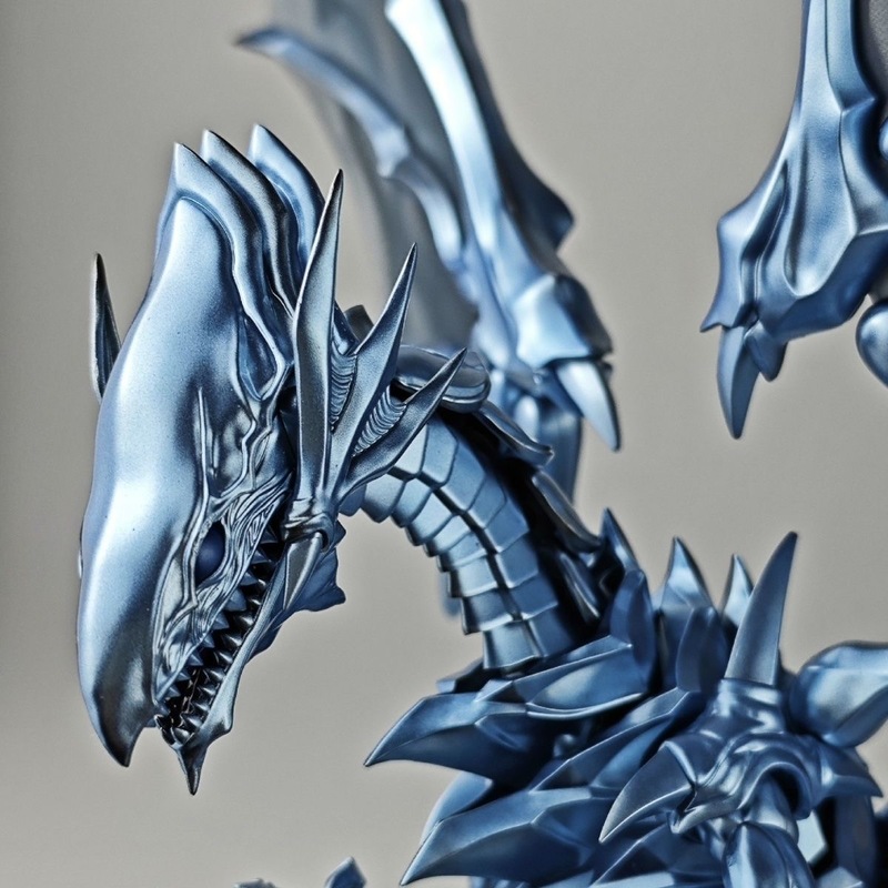 نموذج تنين أبيض ذو عيون زرقاء  - مراجعة Model Kit Yugioh وسعره
