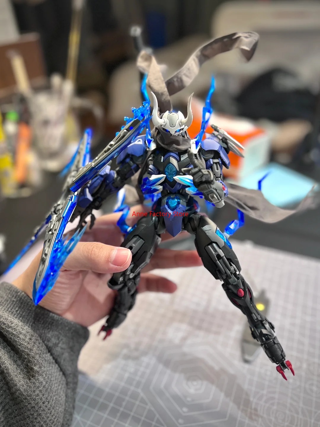 HEMOXIAN MG طقم نموذج تجميعي ب - مراجعة Model Kit Lone Shadow وسعره