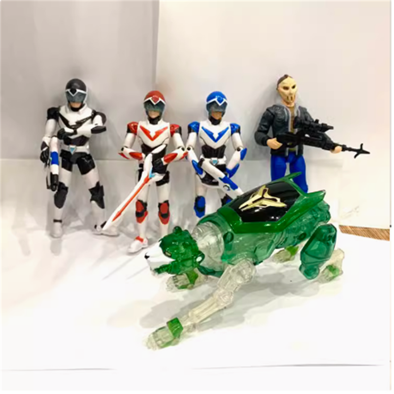 شكل حركة الوحش فولترون للأطفال - مراجعة Model Kit Voltron وسعره